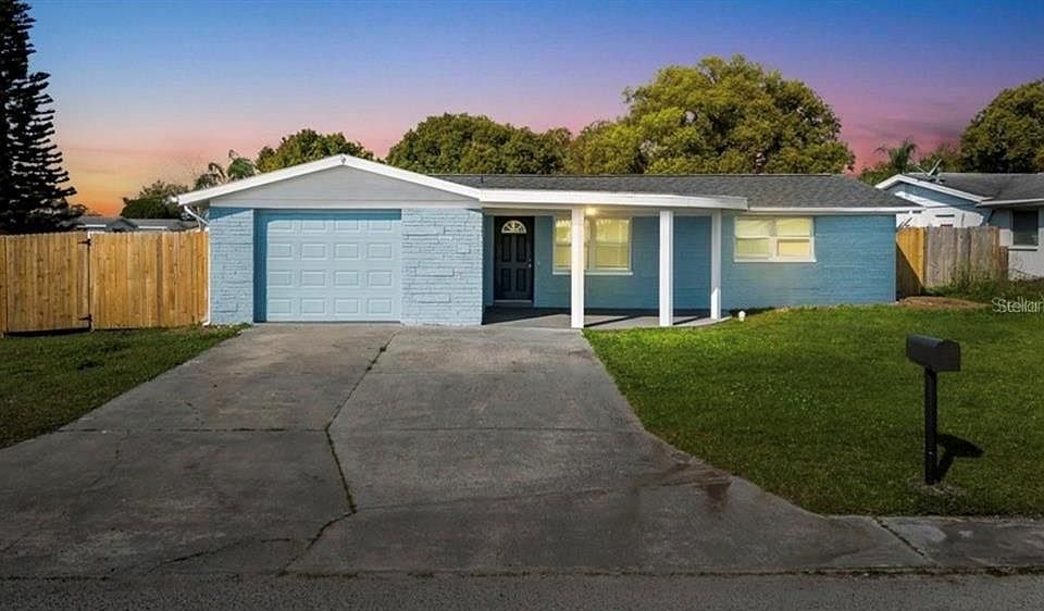 1st image of 2705 Gardner Pl