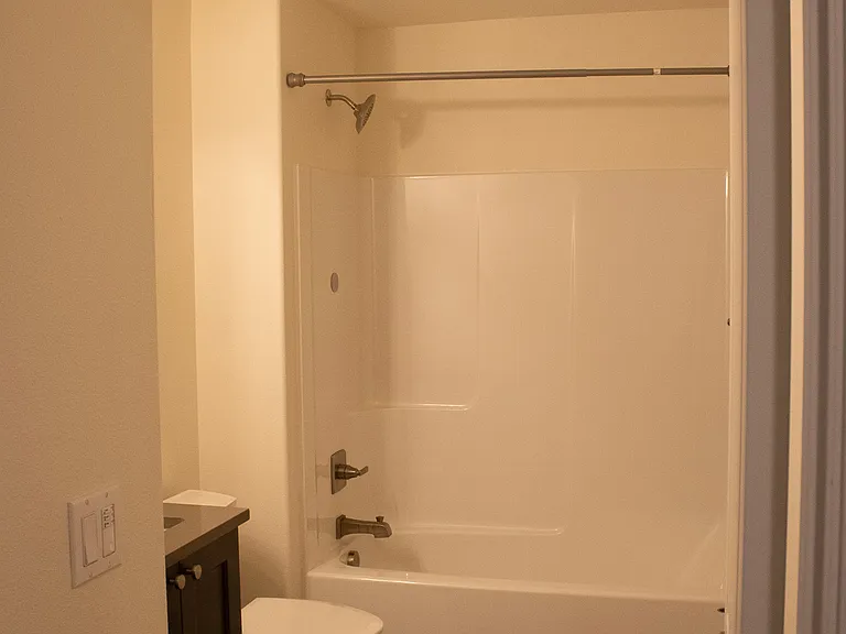 289 NE Arrowhead Dr — Photo 21