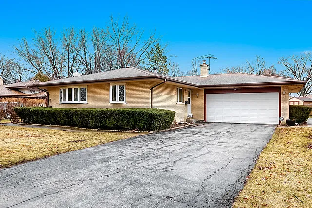 207 N Stevenson Ln photo 1