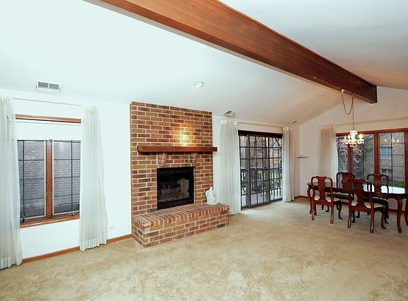 3rd image of 11143 Regency Dr #D2