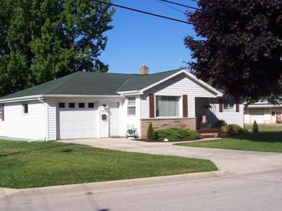 232 N Water St, Algoma, WI, 54201
