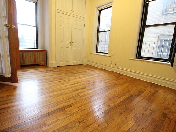 5th image of 3 W 87th St APT 2D