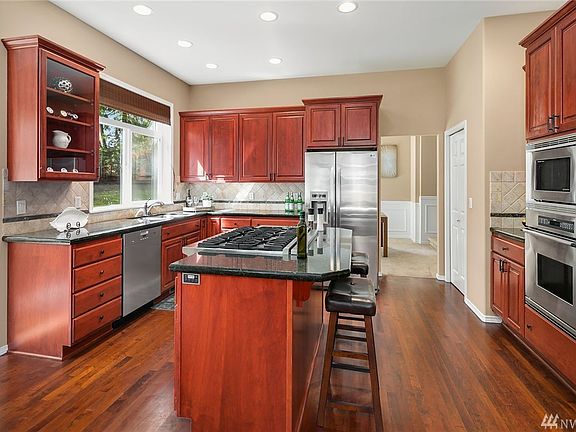 5th image of 24321 NE 16th Pl
