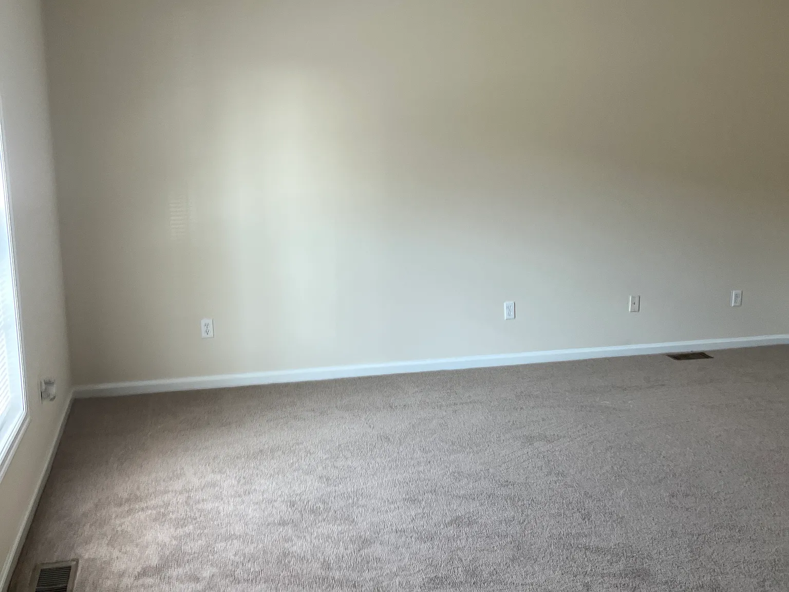 2 bed, 1020 sqft, $1,100 — Photo 4