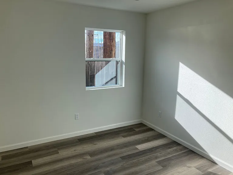25-29 Rockwood Ct — Photo 13