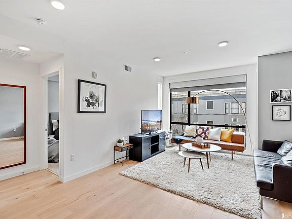 4th image of 1188 Valencia St #3111