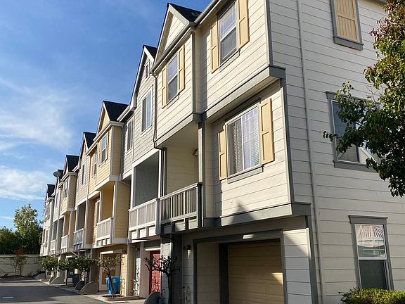 4th image of 10158 Imperial Ave