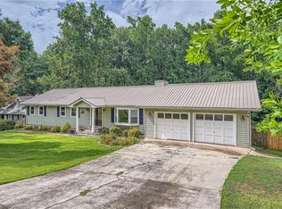 3812 Woodlane Cir, Gainesville, GA 30506