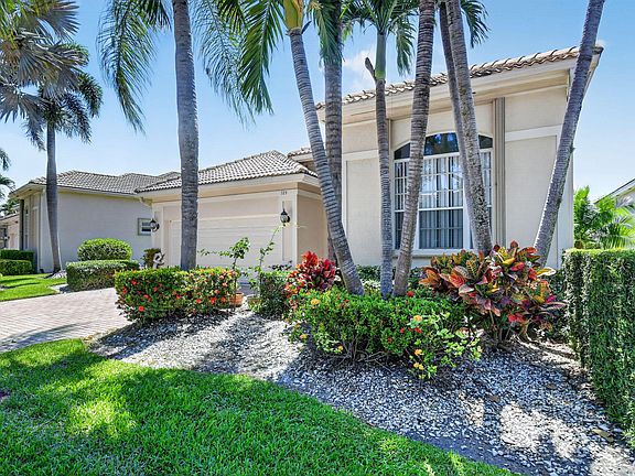 3rd image of 109 Palm Circle
