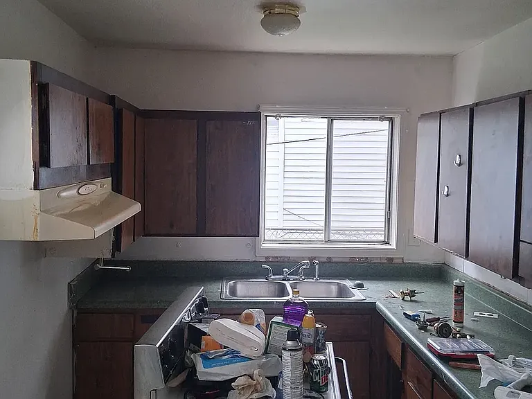 826 Huffman Ave — Photo 5