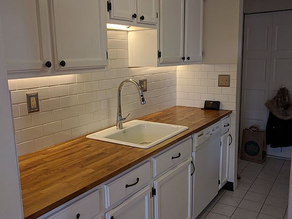 4th image of 5 Brookwood Dr APT G