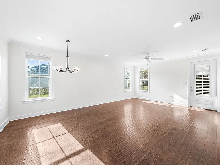 143 Christian Dr — Photo 22