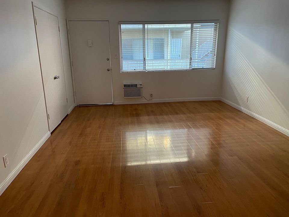1st image of 751 S Curson Ave APT 2