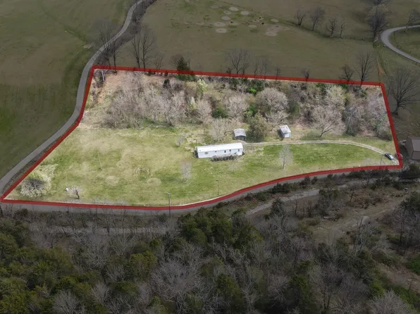 2298 Cavender Rd, Woodbury, TN 37190