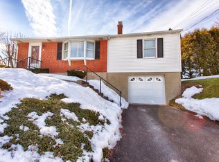 59 N Broad Street Ext, Nazareth, PA 18064