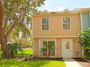 16333 Rambling Vine Dr W, Tampa, FL 33624