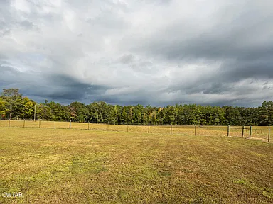Property photo 43