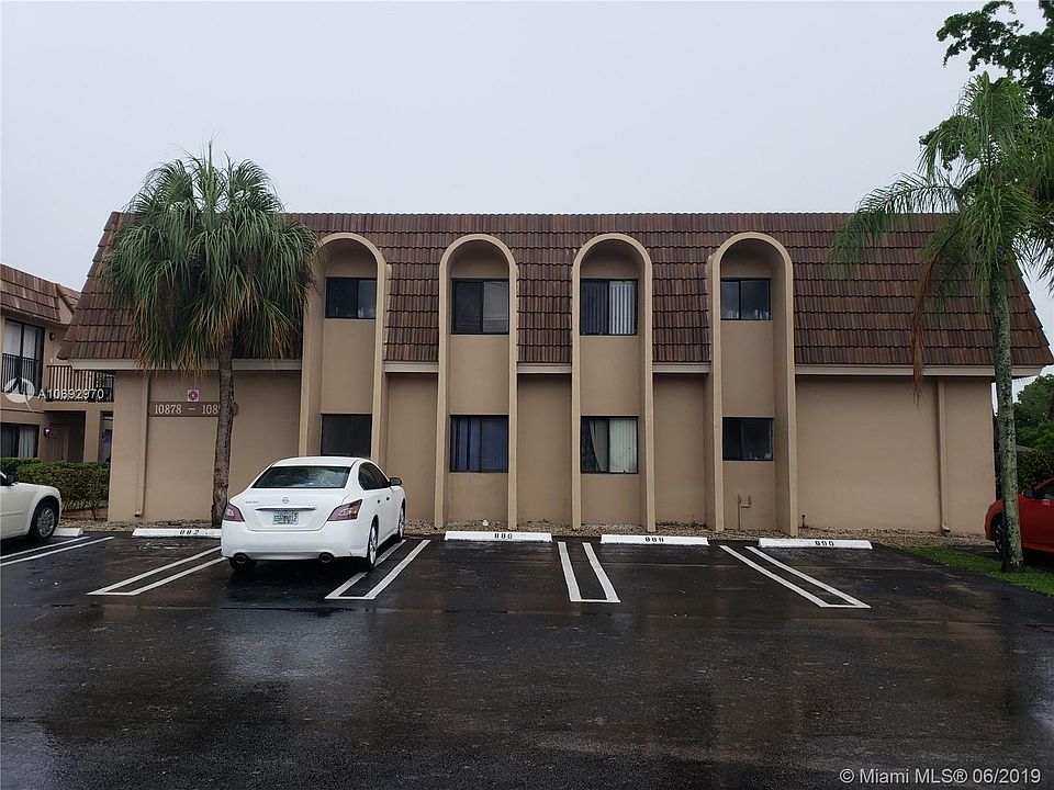 1st image of 10876 Royal Palm Blvd