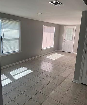 2nd image of 1012 Farrington Dr
