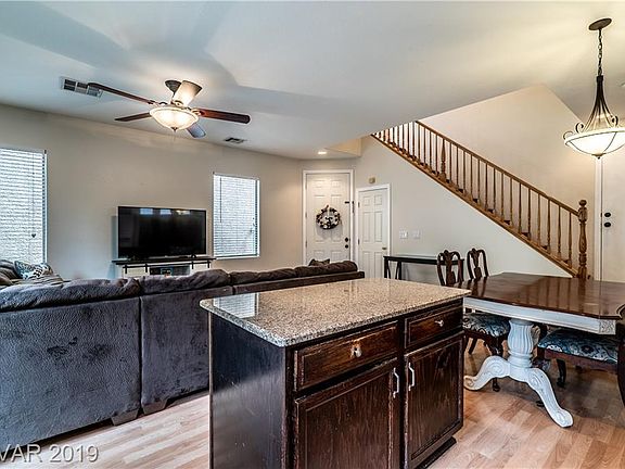 3rd image of 8249 Apple Spice St