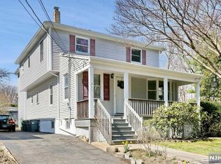 211 Lincoln Ave, Oradell, NJ 07649