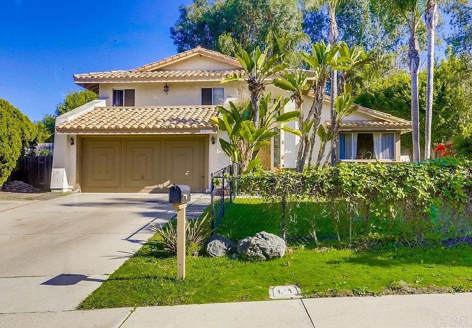 2nd image of 3306 Azahar Pl