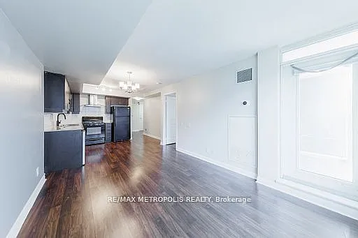 190 Borough Dr #611 — Photo 5