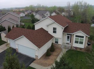 9221 Creek Way, Savage, MN 55378