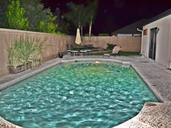 1322 Aksland Dr, Manteca, CA 95336