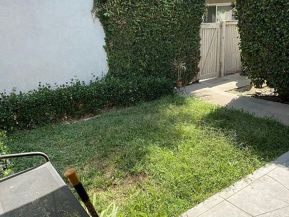 4th image of 5750 Temple City Blvd