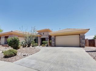 41909 N Club Pointe Dr, Phoenix, AZ 85086