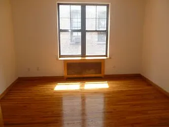 Rented by Robyn Lee, LREB