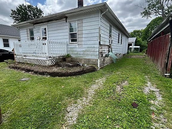 2nd image of 319 W Corbin St