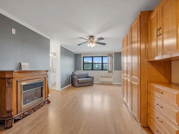 4200 Herkimer Pl APT 6C, Bronx, NY 10470