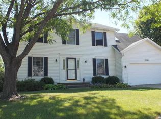 3391 43rd Avenue Ct, Bettendorf, IA 52722