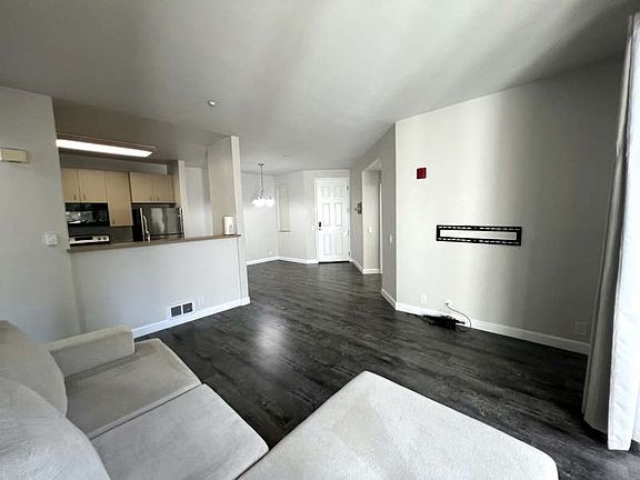 3rd image of 35520 Monterra Ter APT 201