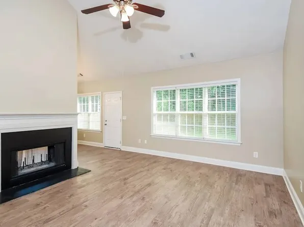 470 Hunnicutt Rd SE, Mableton, GA 30126