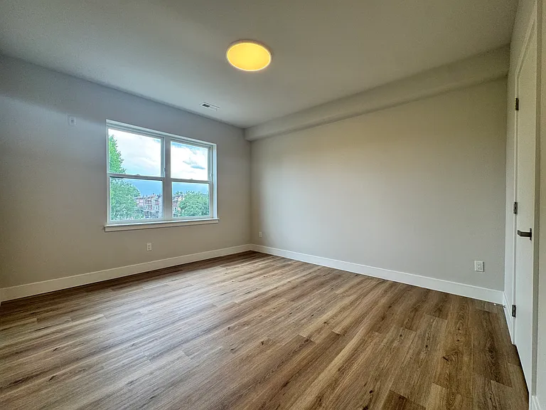 5222-24 Chester Ave #15 — Photo 35