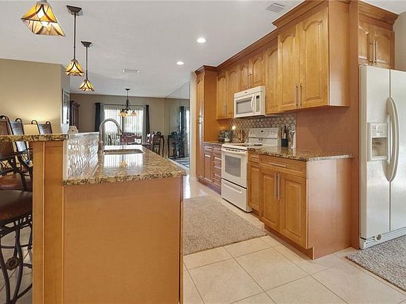 4th image of 8504 Woodbridge Blvd