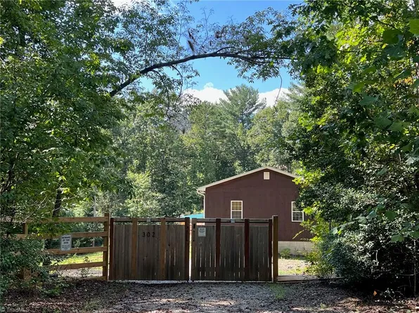 (undisclosed Address), Thurmond, NC 28685