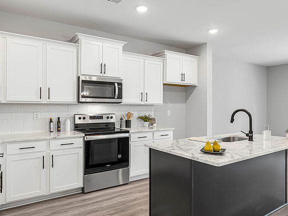 5th image of 542 Twyla Dr Lot 40-B