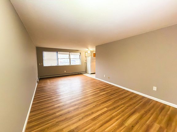 3rd image of 3400 10th Ave S APT 2