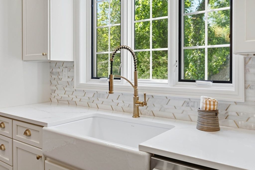 131 Maple St, Scituate, MA - View 6