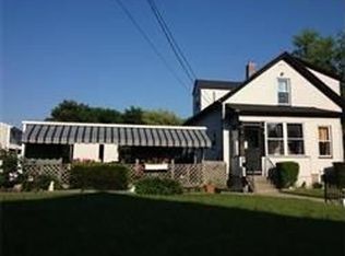 114 Walker St, Fall River, MA 02723