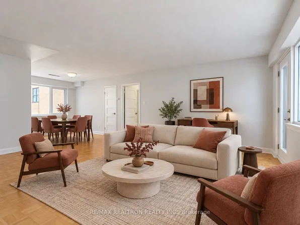 95 Lawton Blvd, Toronto, ON