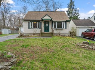 50 New Shaker Rd, Albany, NY 12205