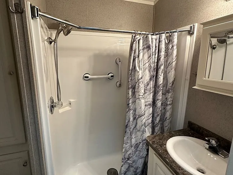 41 N Volcano — Photo 9