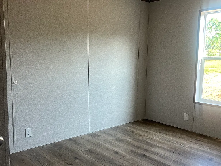 12593 Tarlton Rd — Photo 9