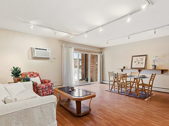 5th image of 3939 Saratoga Ave APT 111
