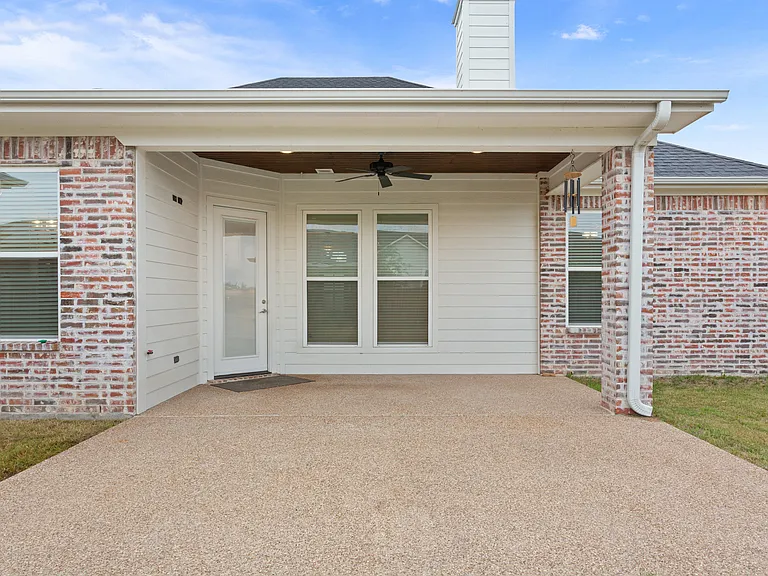 10420 Fallen Leaf Dr — Photo 24